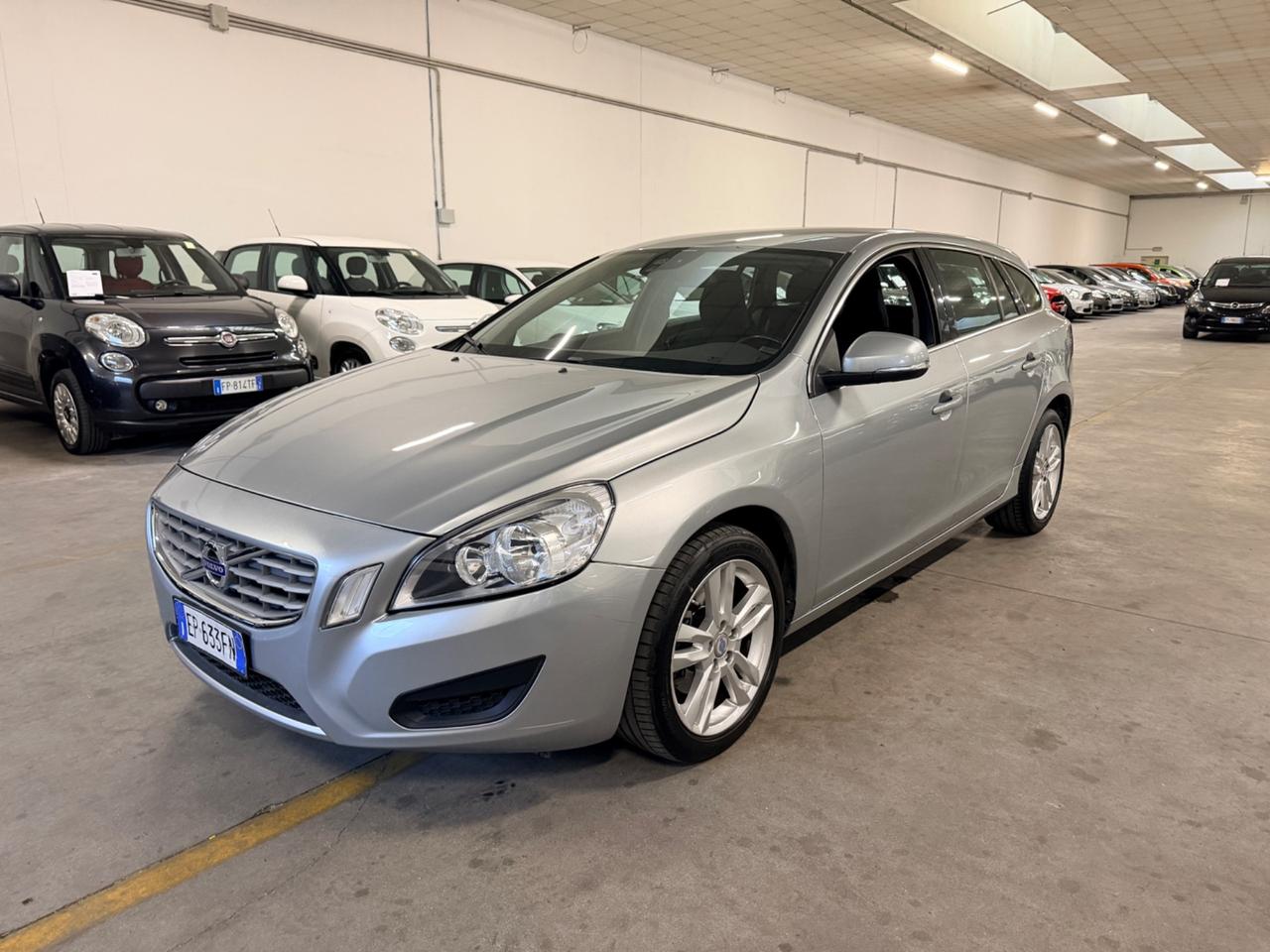 Volvo V60 DRIVe Powershift Momentum