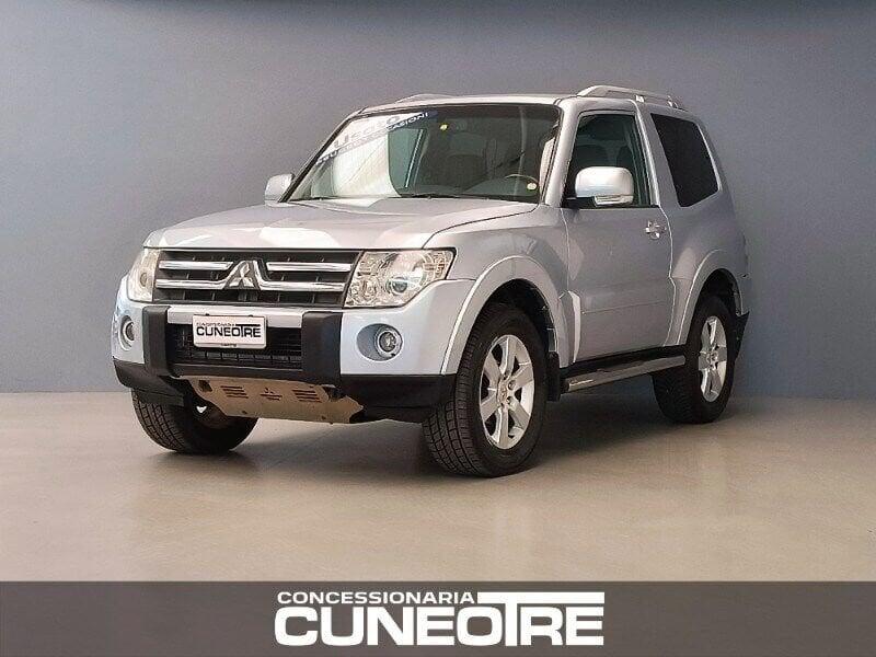 Mitsubishi Pajero Pajero 3.2 DI-D 16V 3p. Intense
