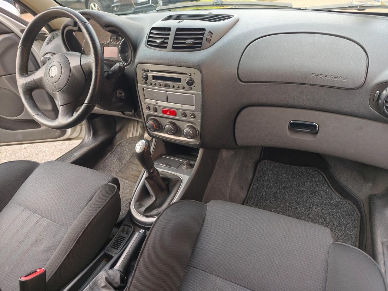 Alfa Romeo 147 1.6 Benz euro 4 5 porte Black Line