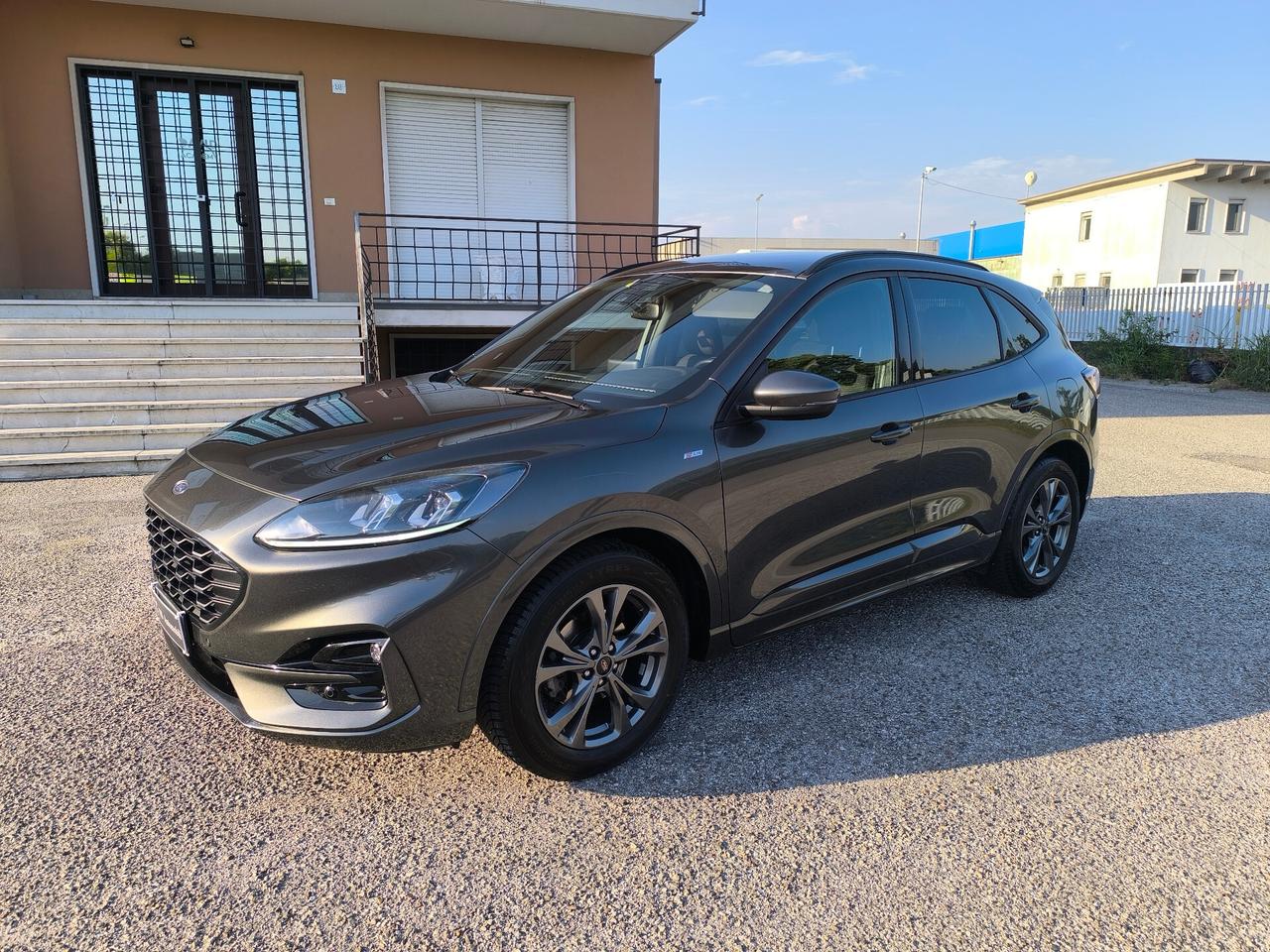Ford Kuga 1.5 EcoBlue 120 CV aut. 2WD ST-Line Design