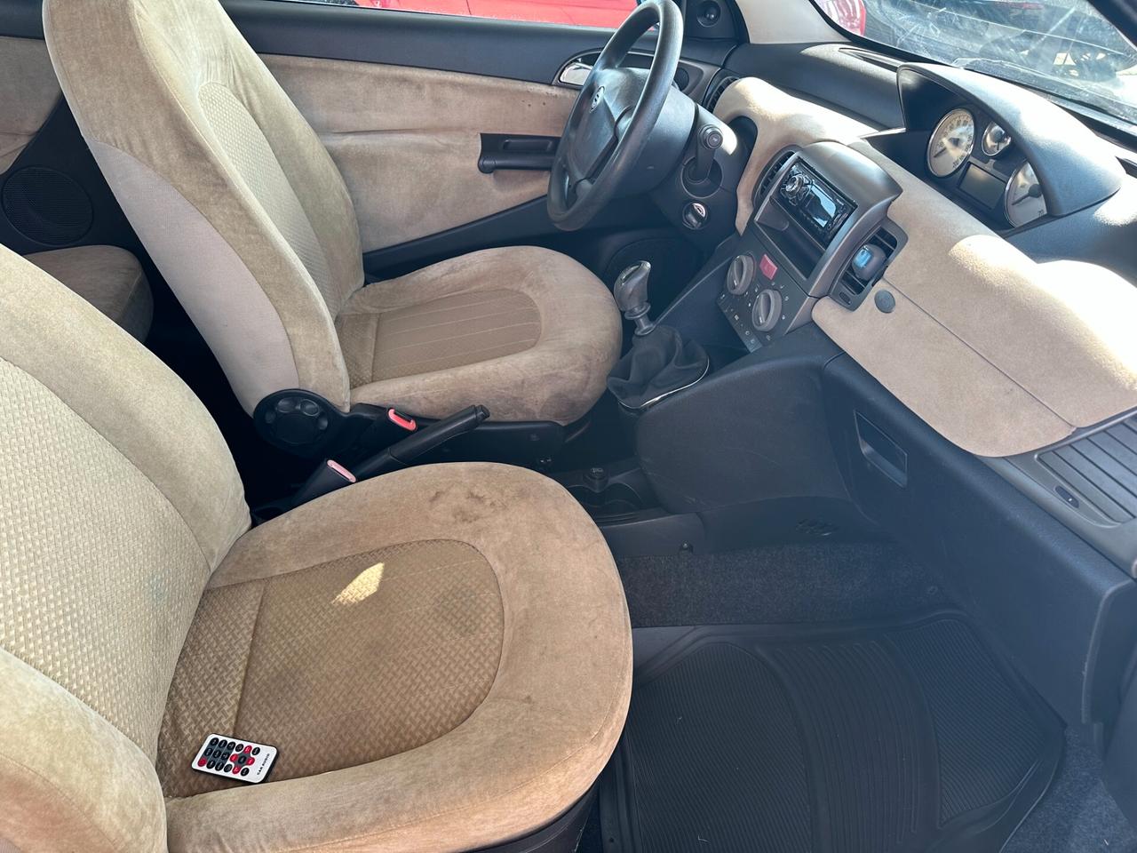 LANCIA YPSILON 1.2 ARGENTO*175€ AL MESE*