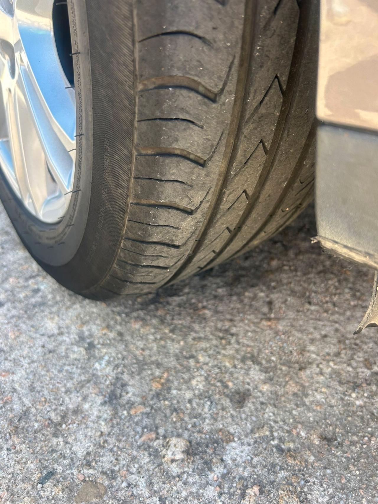FORD C MAX TITANIUM