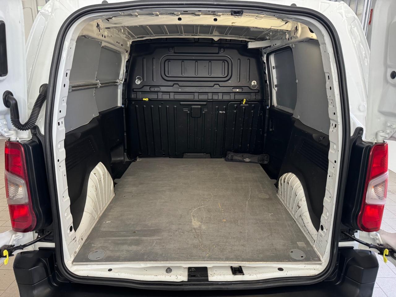 Citroen Berlingo BlueHDi 100 S&S Van M Club (1000Kg)