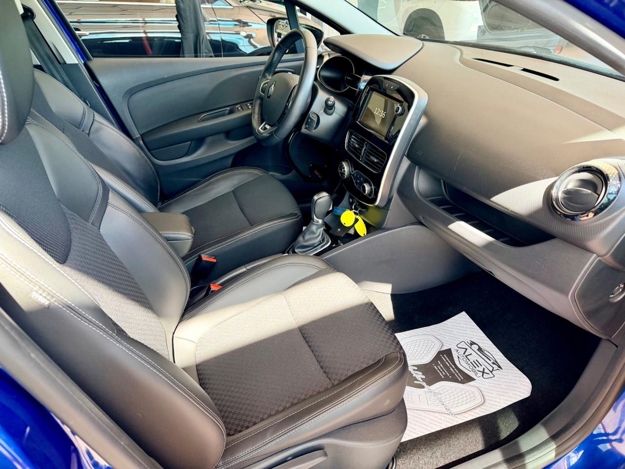 Renault Clio 1.5dCi 90cv Automatico Moschino E6