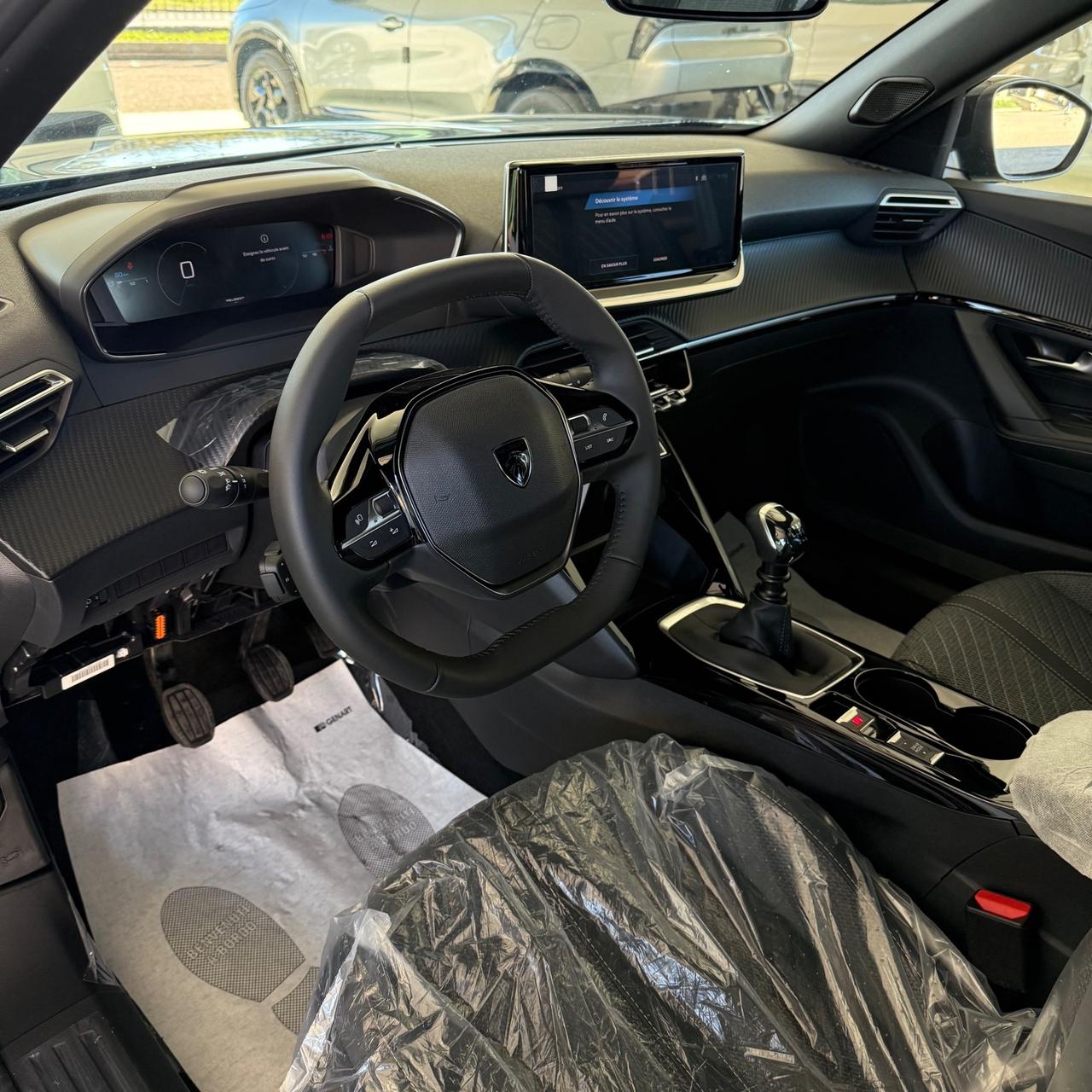 Peugeot 2008 Hybrid 110 e-DCS6 Allure