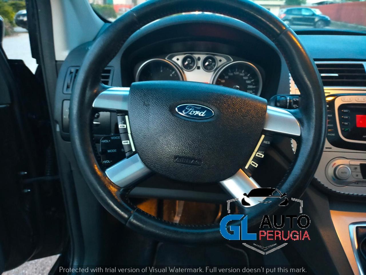 Ford KUGA 2.0 Tdci 4x4 awd titanium ADATTA NEOPATENTATI