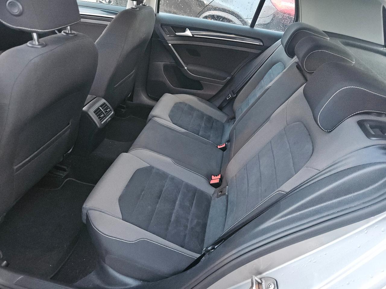 Volkswagen Golf 1.6 TDI 5p. Highline BlueMotion Technology