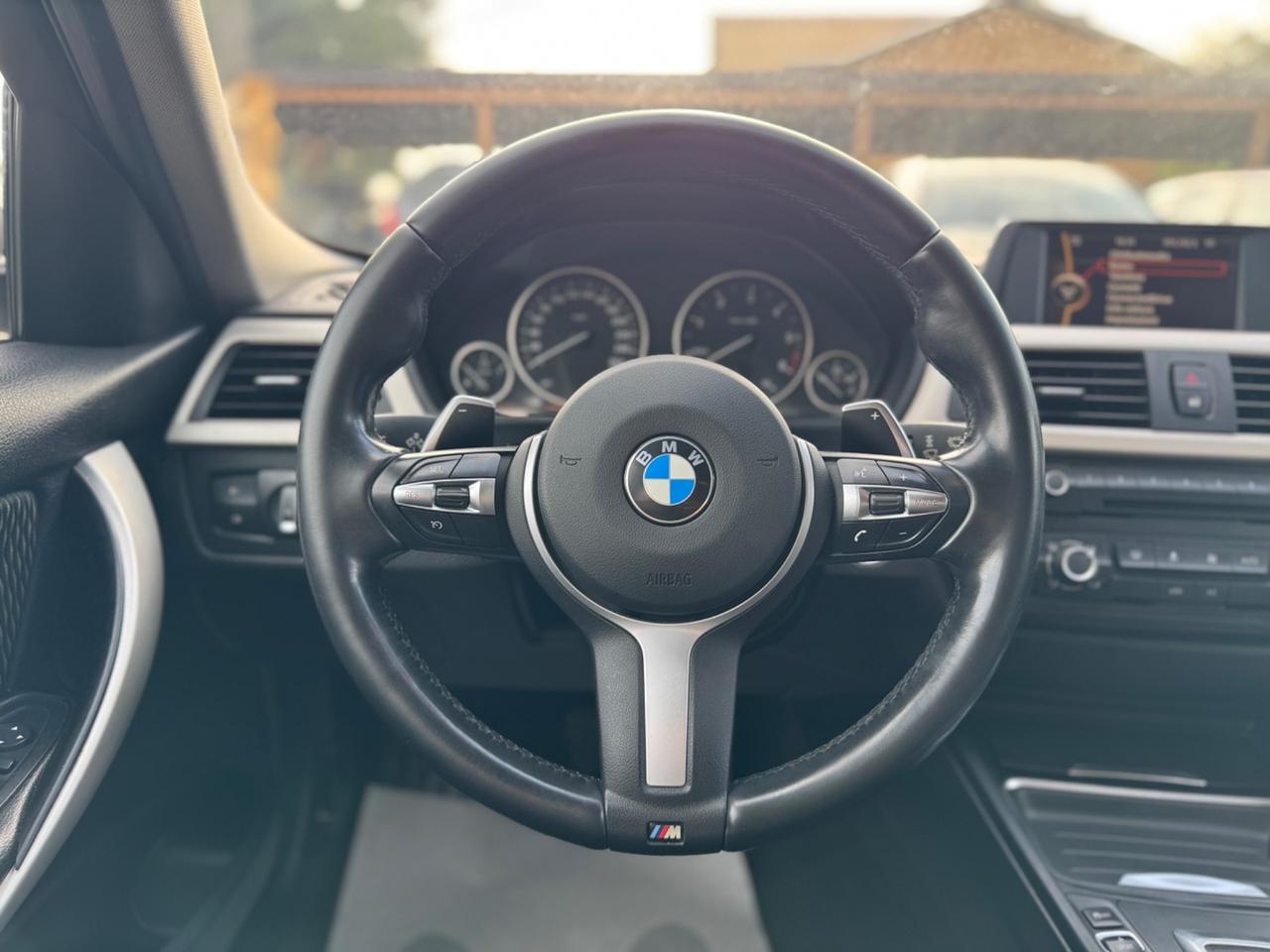 Bmw 118 118d 5p. Volante m sport