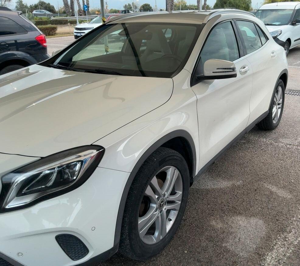 Mercedes-benz GLA 200 d Automatic Sport