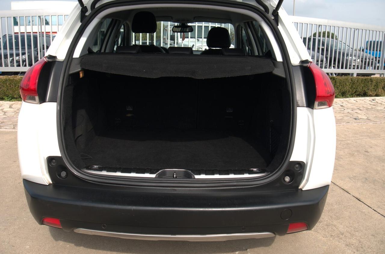 Peugeot 2008 BlueHDi 100 Black Matt