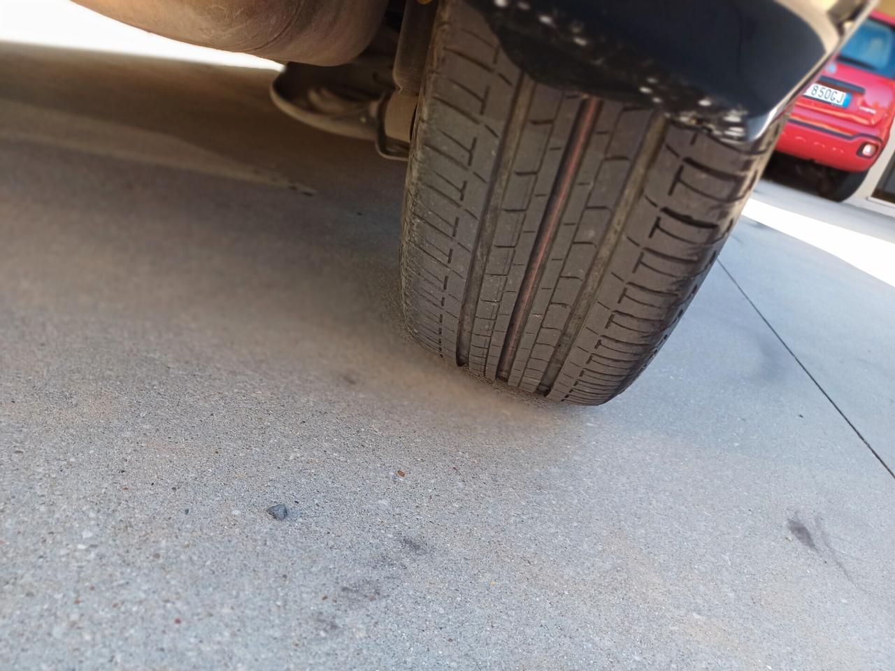 Toyota Yaris 1.5 Hybrid 5 porte Lounge(TETTO PANORAMICO)