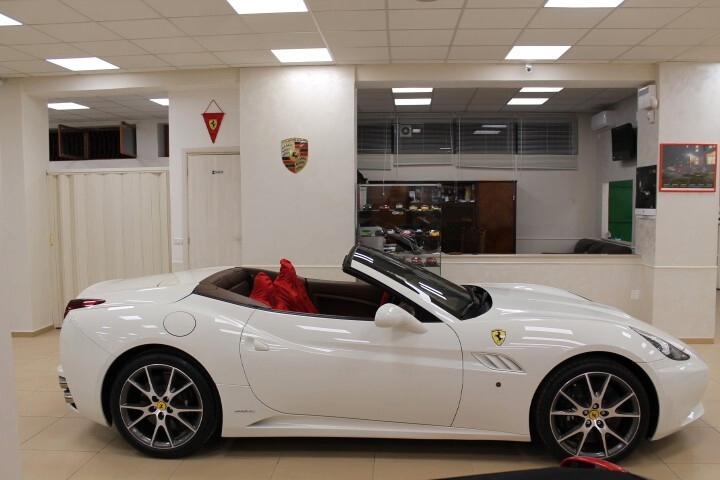 Ferrari California DCT PERMUTE AUTO MOTO E GOMMONI!!!