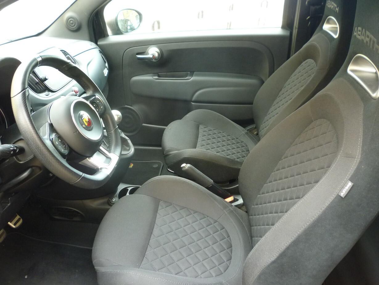 Abarth 595 1.4 Turbo T-Jet 165 CV