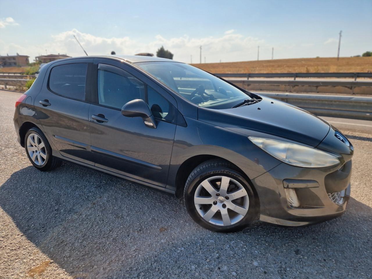 Peugeot 308 1.6 HDi 90CV 5p. Premium