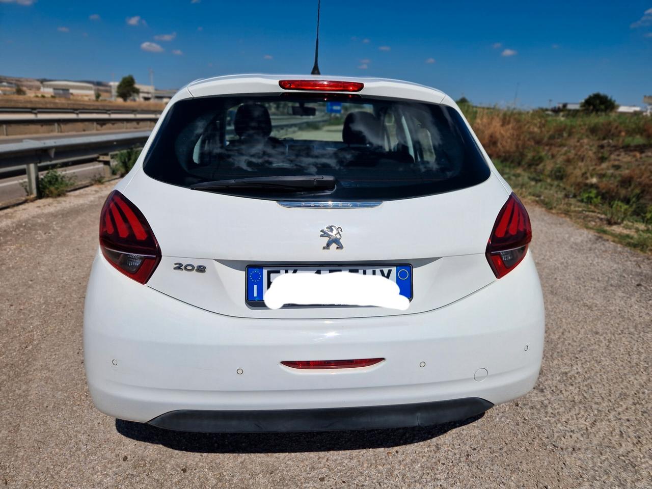Peugeot 208 PureTech 82 5 porte Allure