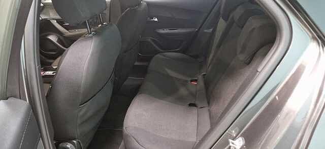 Peugeot 2008 PureTech 130 S&S EAT8 Active Pack