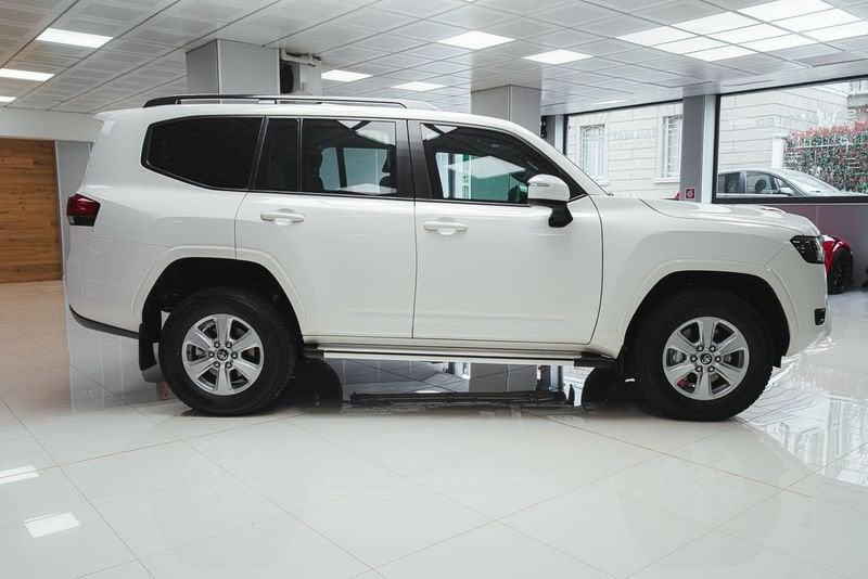 Toyota Land Cruiser LC300 ARMORED B6 *NET PRICE*