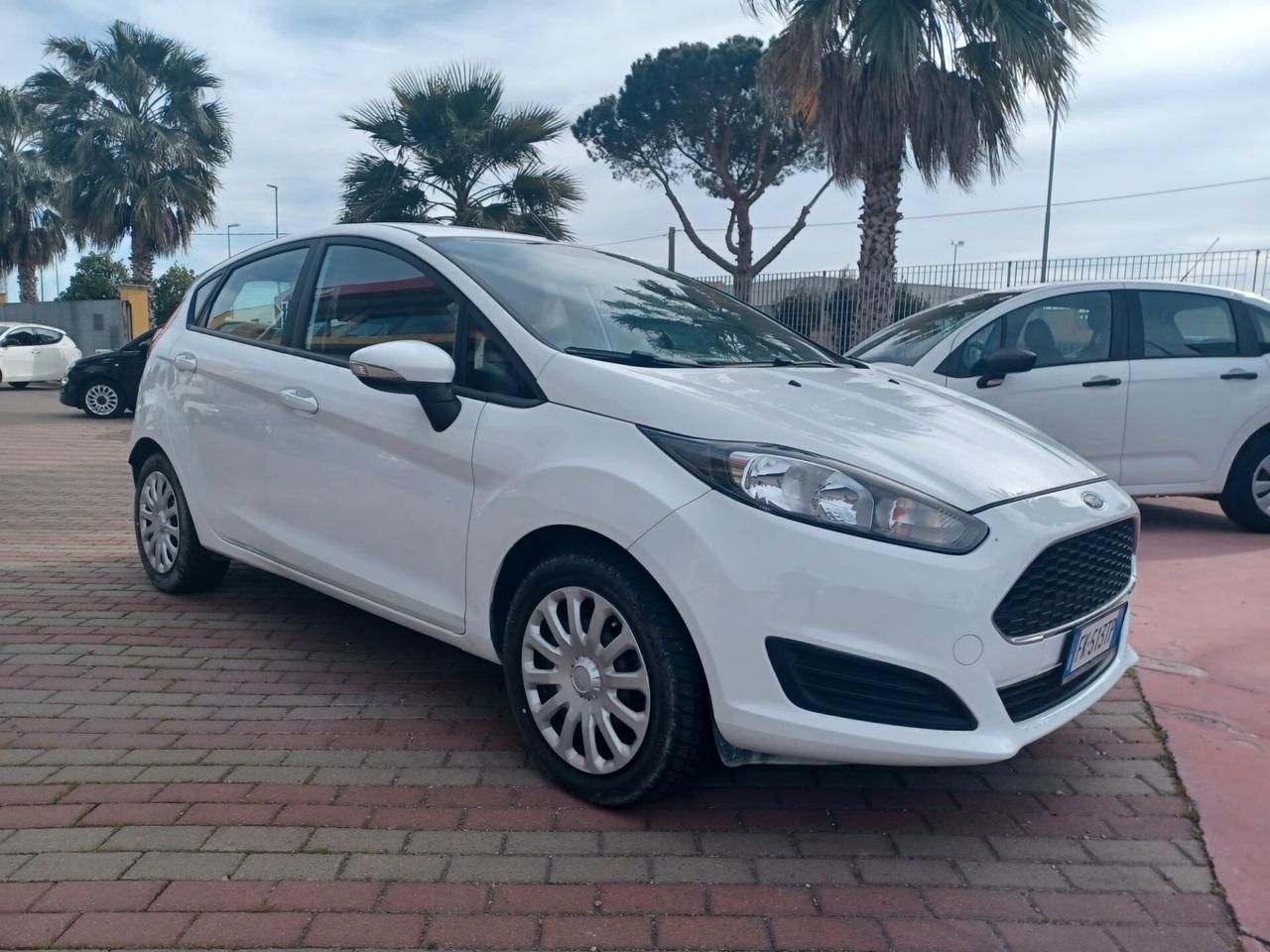 Ford FIESTA 1.5 TDCi 75 Cv Neopatentati