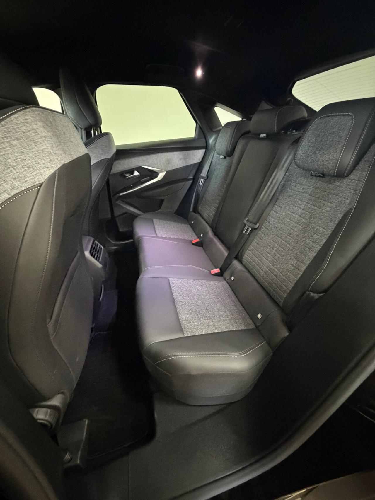 Peugeot 3008 Hybrid 136 e-DCS6 Allure