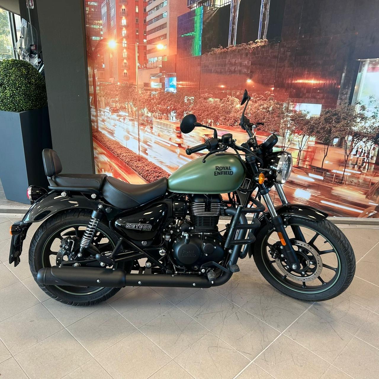 Royal Enfield Meteor