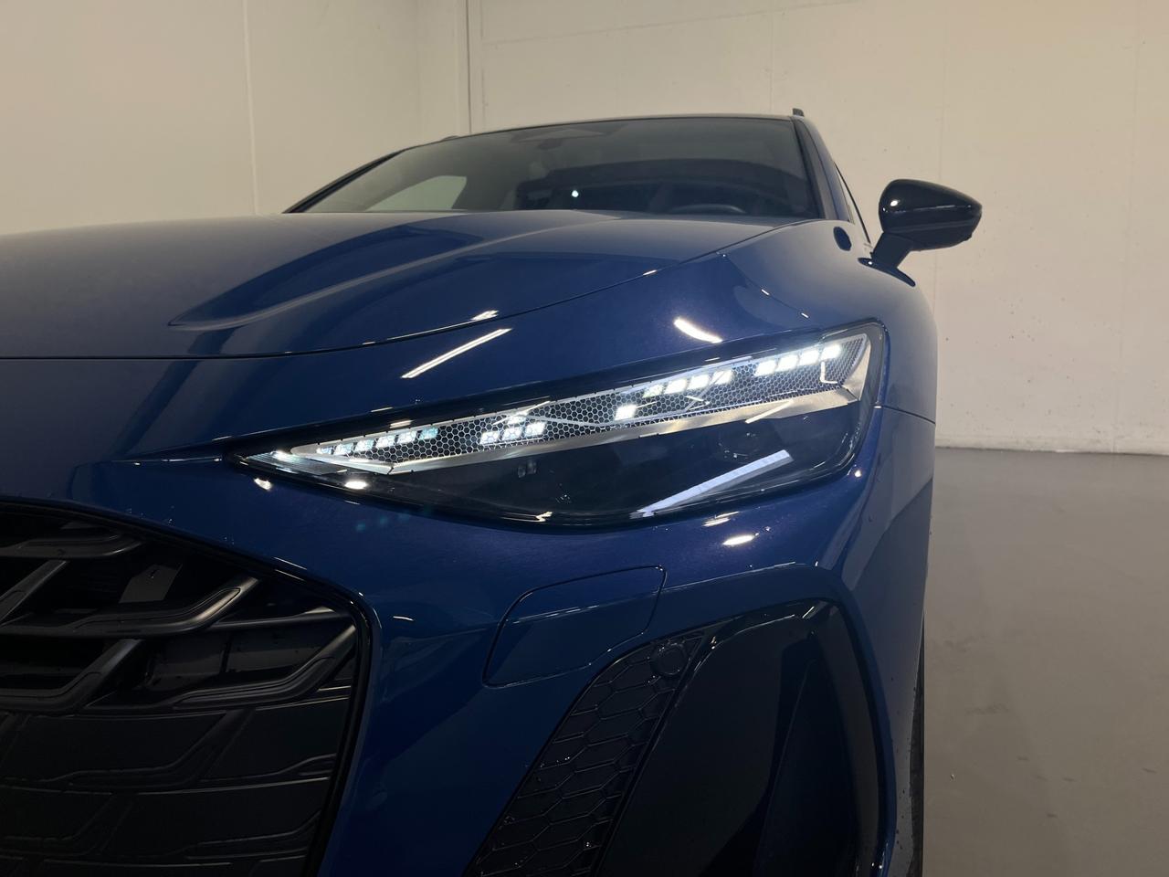 AUDI A6 AVANT TDI S-TRONIC QUATTRO S-LINE EDITION