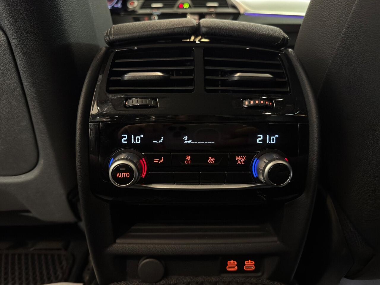 Bmw 520 520d 48V Touring Luxury **PARI AL NUOVO**