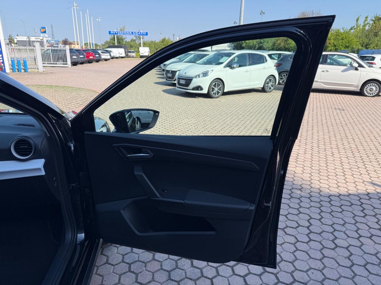 Arona 1.0 EcoTSI Black Edition