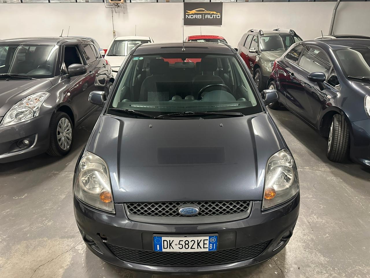 Ford Fiesta 1.2 16V 5p. Ghia