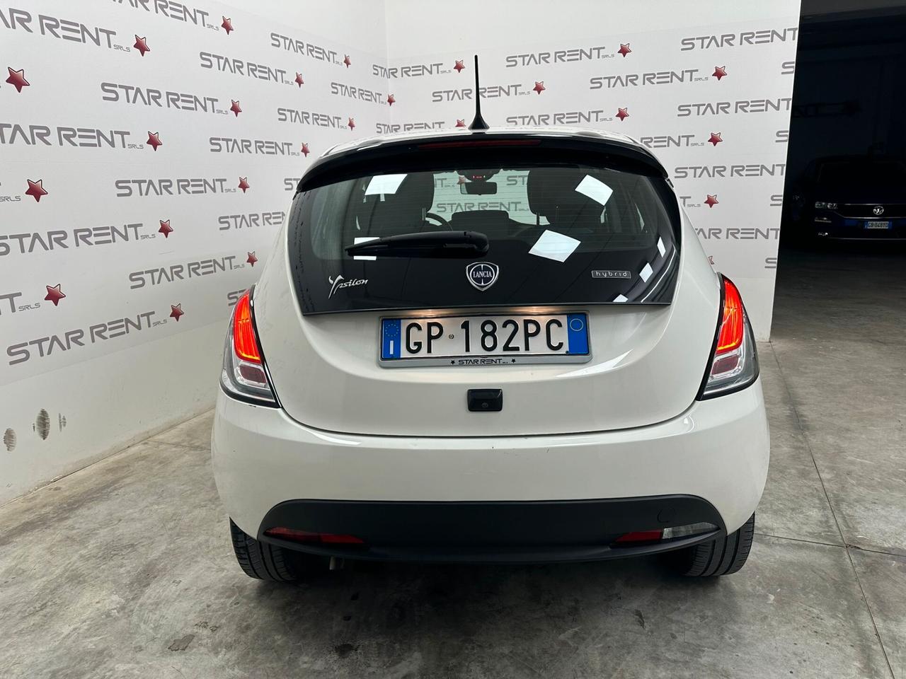 Lancia Ypsilon 1.0 FireFly 5 porte S&S Hybrid UnYca
