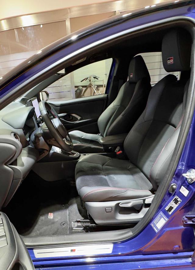 TOYOTA Yaris 1.5 130 Hybrid 5 porte GR Sport