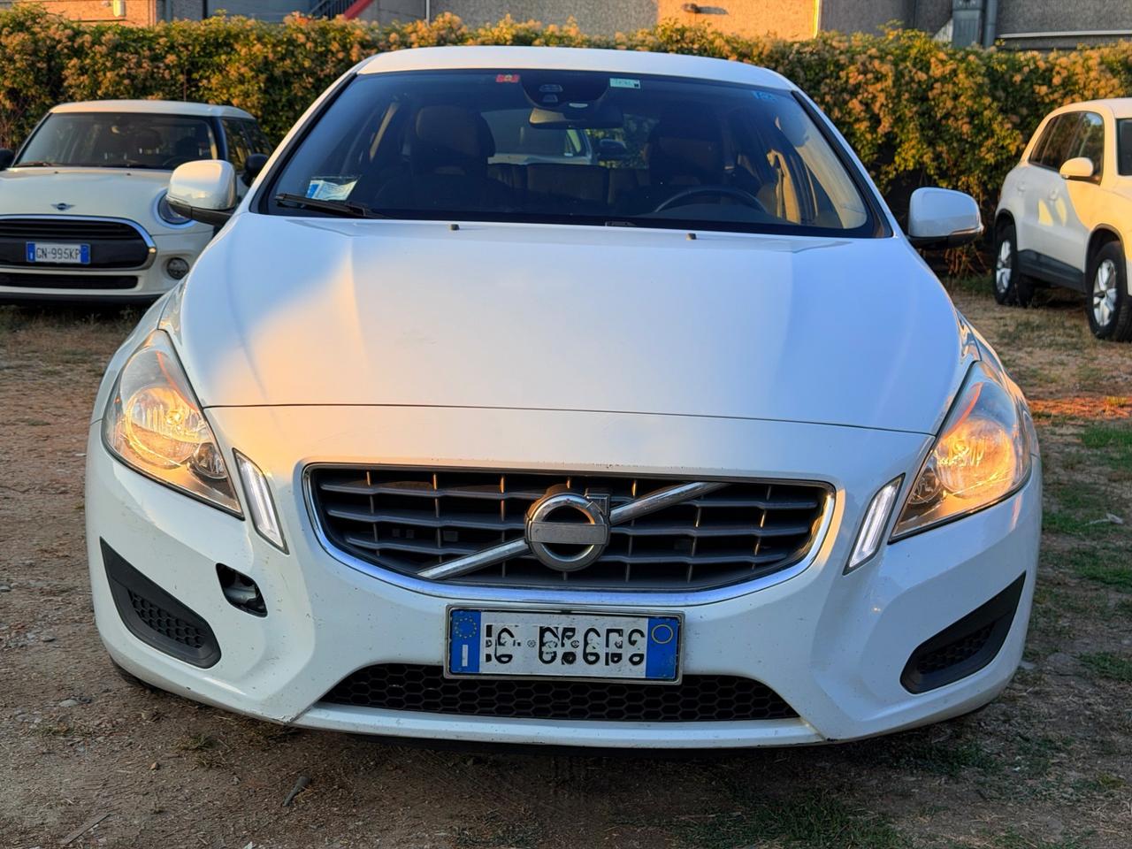 Volvo V60 D3 Summum 2.0 163cv Euro 5 2011