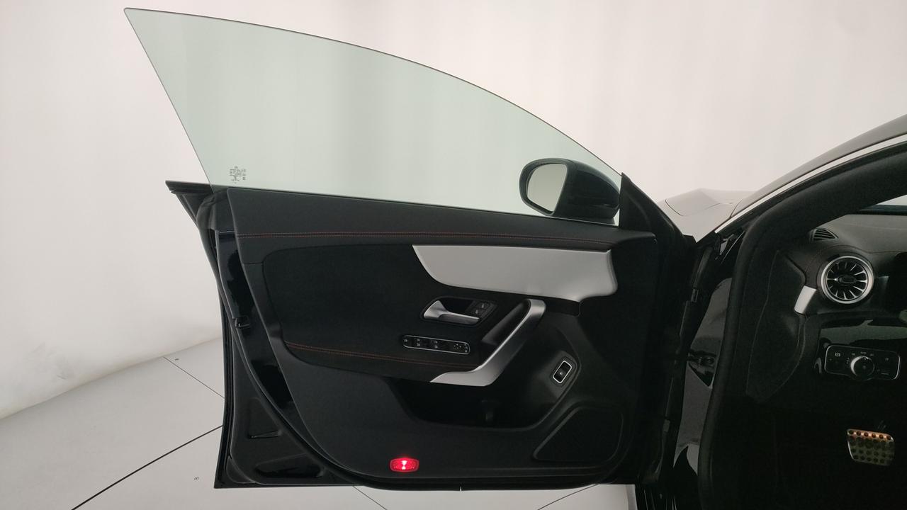 Mercedes-Benz CLA Coupe 250 e phev (eq-power) Premium auto