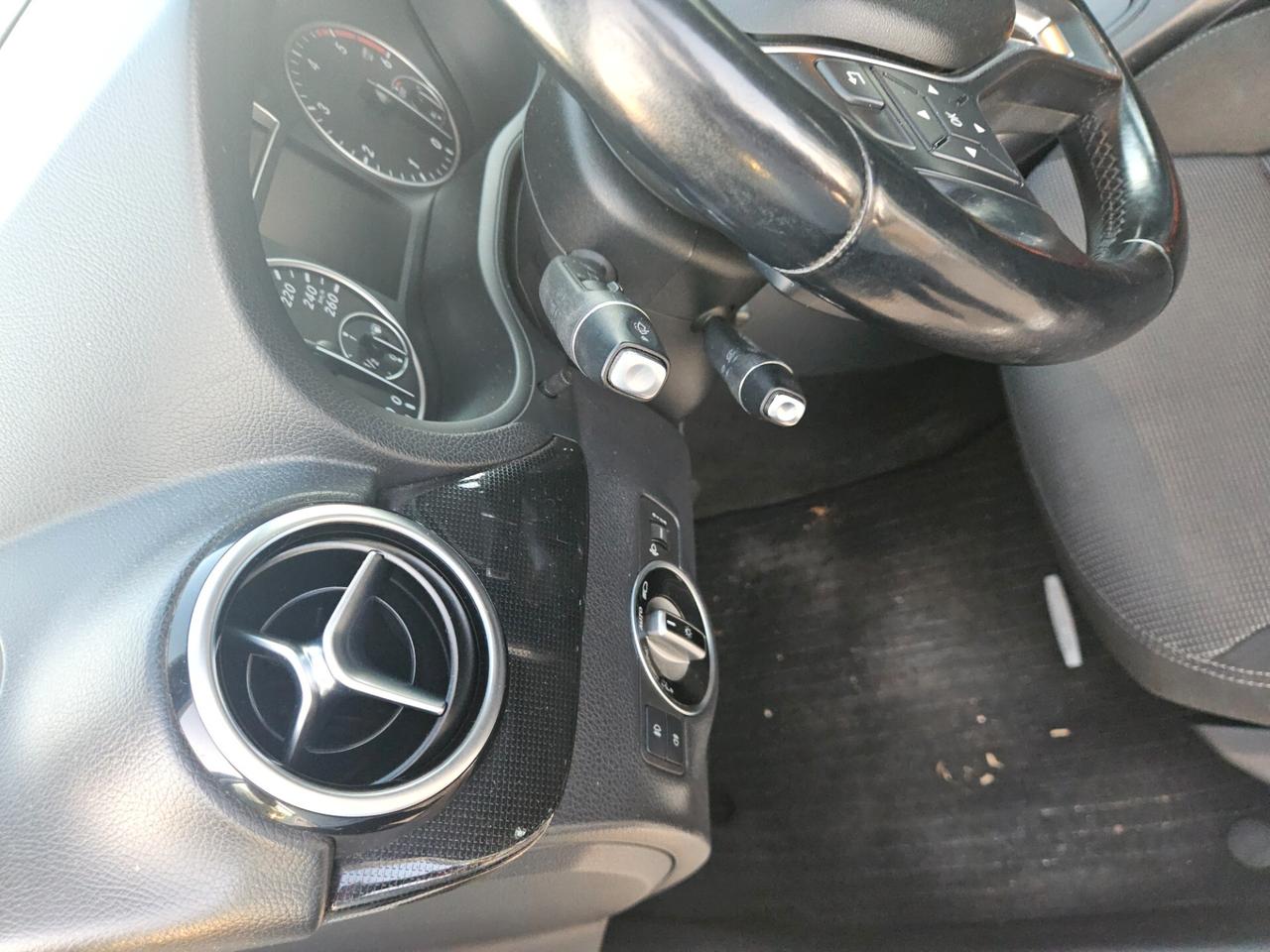 Mercedes-benz B 180 B 180 CDI Automatic Premium