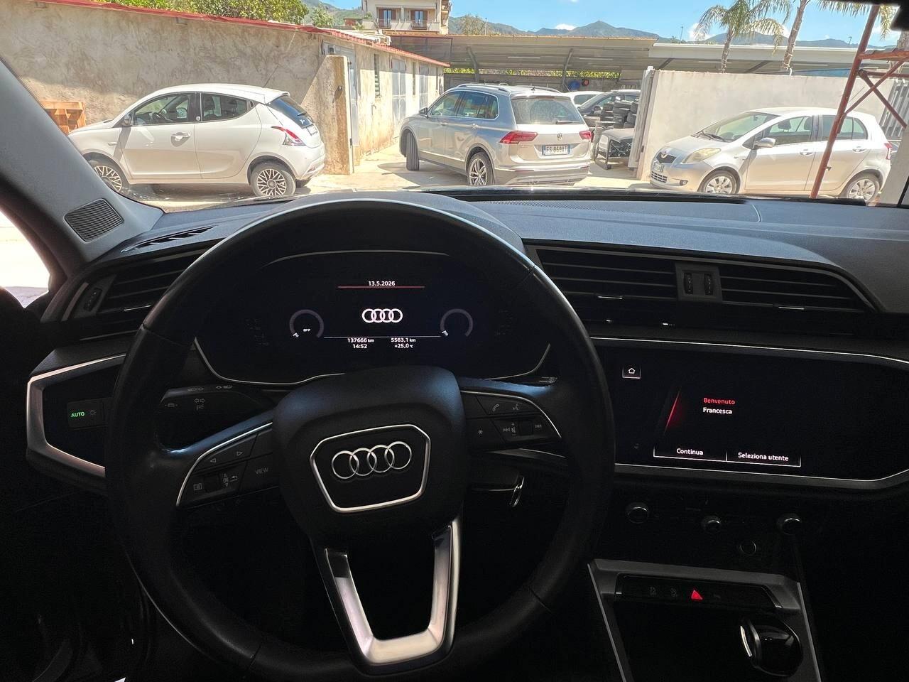 Audi Q3 35 TDI S tronic Business Advanced