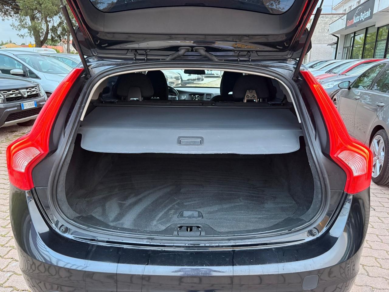 Volvo V60 D2 1.6 Kinetic