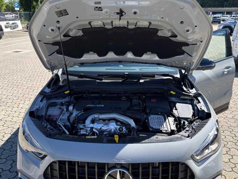 Mercedes-Benz GLA 35 AMG Premium Plus