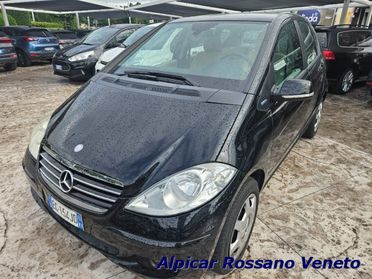 MERCEDES-BENZ A 160 Elegance