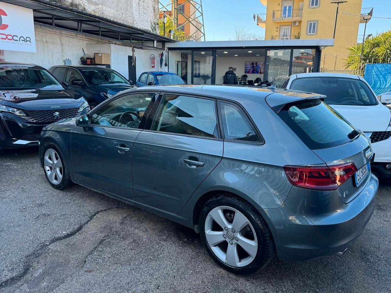 AUDI A3 1.6 TDI 110CV S TRONIC AMBITION NAVI KM156000