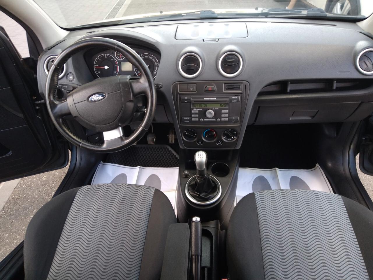 Ford Fusion 1.6 TDCi 90cv diesel 5p. Collection x neopatentati