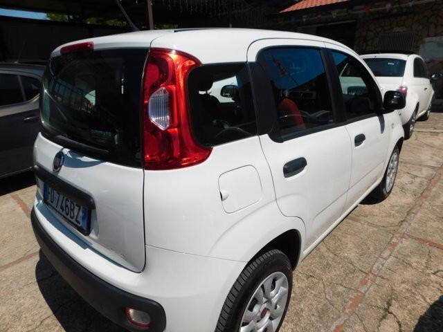 Fiat Panda 0.9 TwinAir Turbo Natural Power Lounge