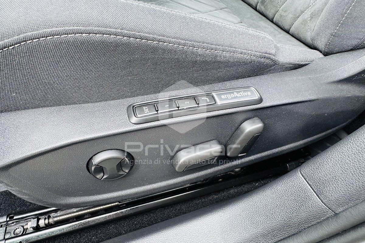 VOLKSWAGEN Golf 1.5 eTSI 150 CV EVO ACT DSG Style