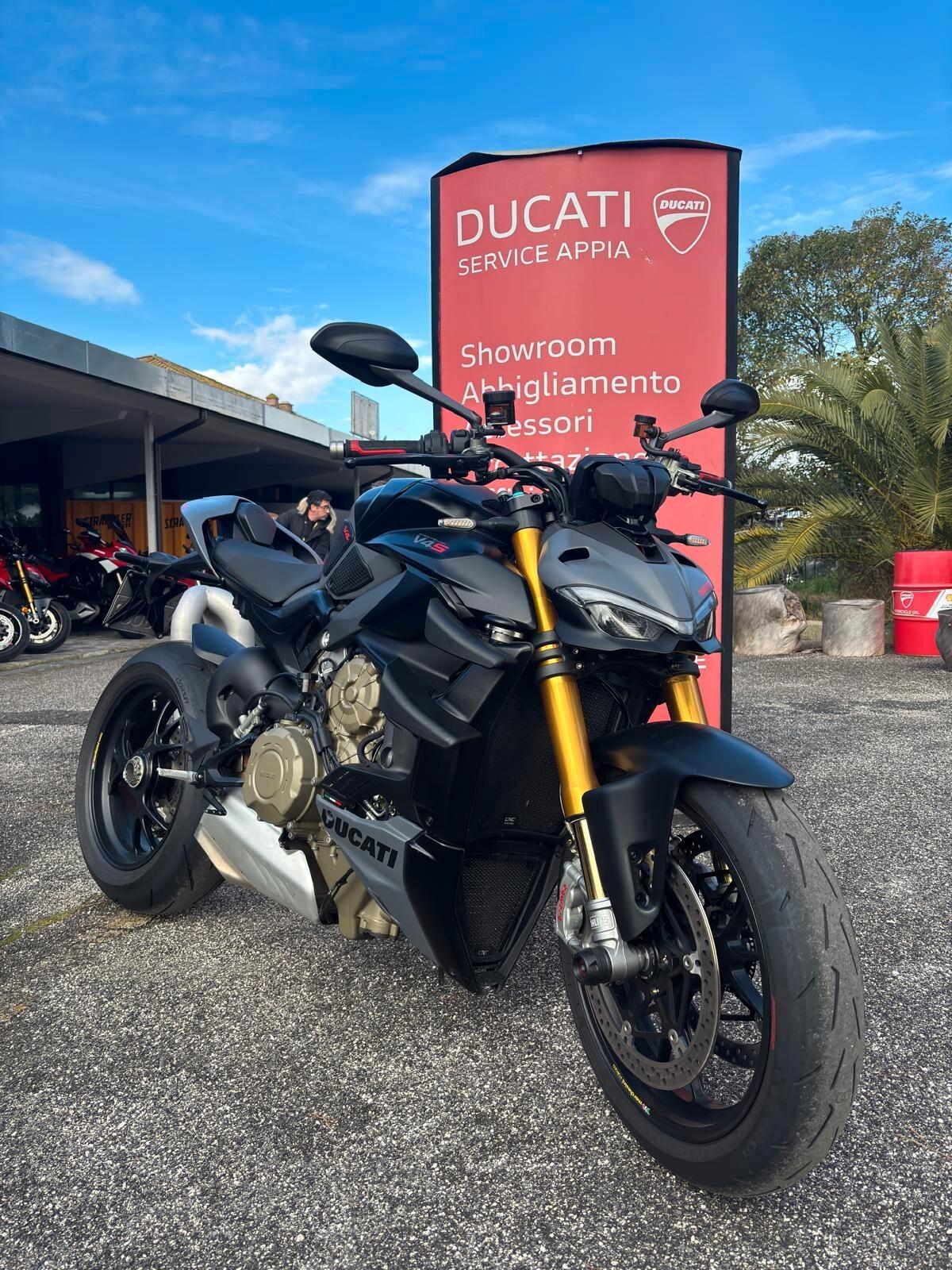 Ducati Streetfighter V4 S GREY