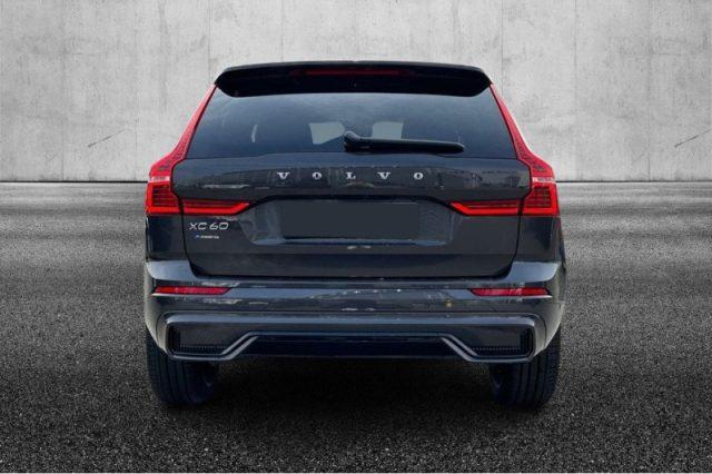 VOLVO XC60 B4 (d) Geartronic R-design