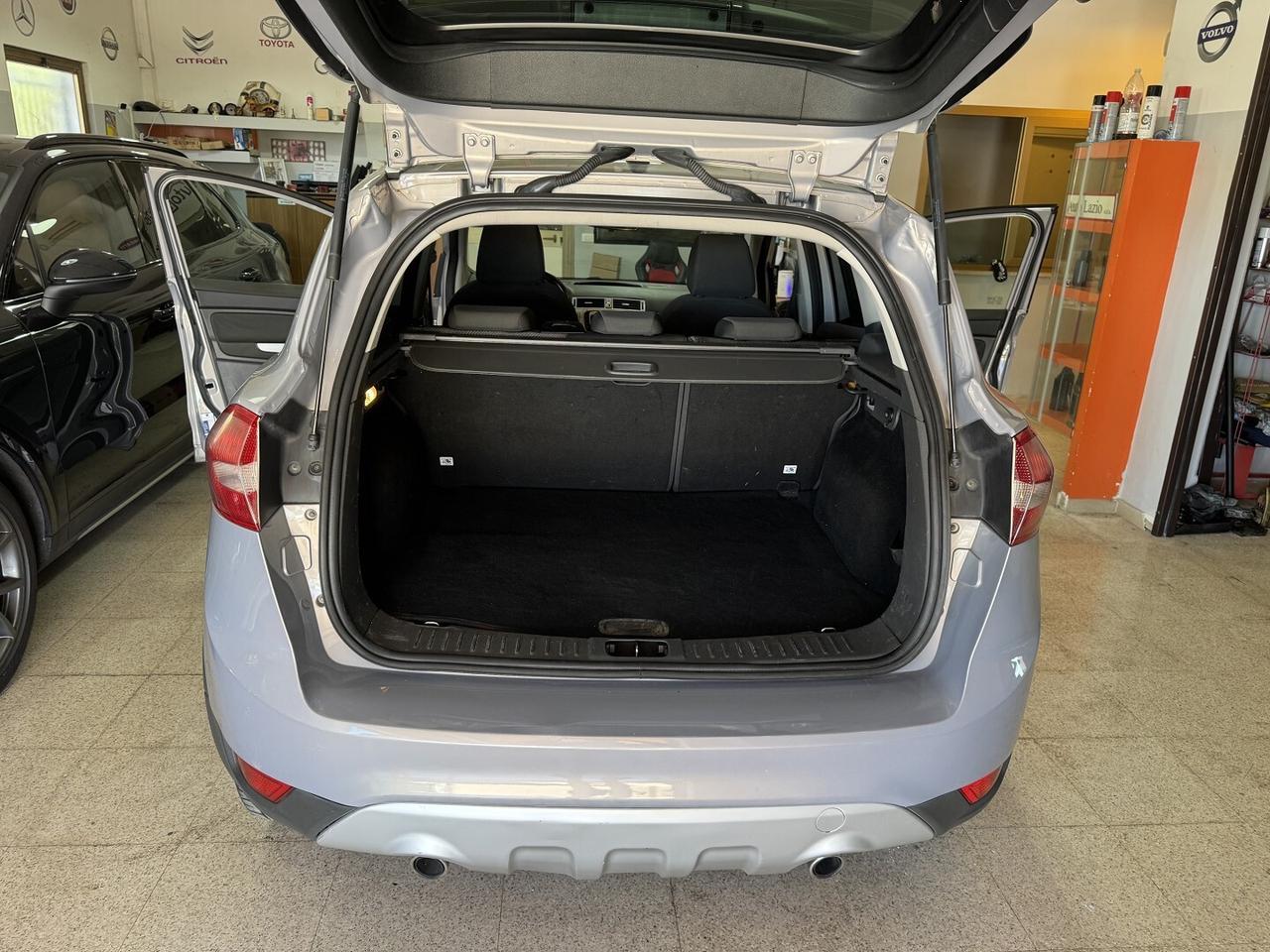 FORD KUGA 2.0 TDCi Titanium