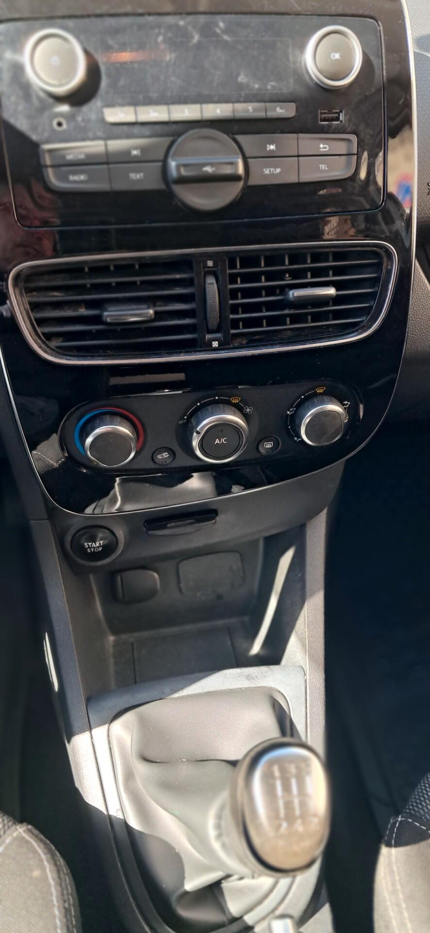Renault Clio dCi 8V 75CV Start&Stop 5 porte Energy Intens