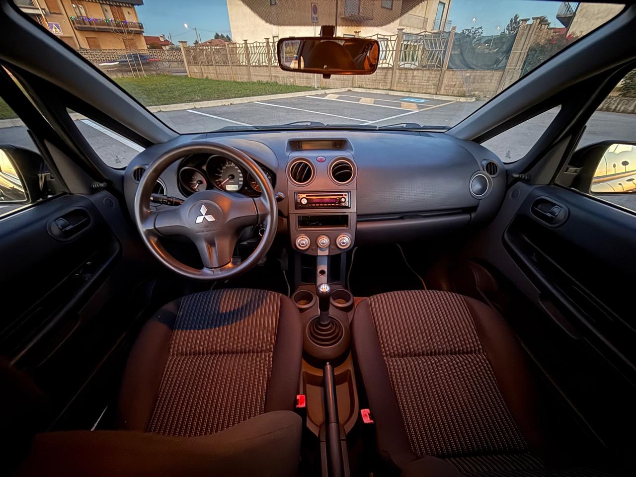 Mitsubishi Colt 1.1 12V 3p. Insport