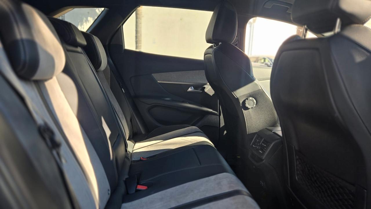 Peugeot 3008 1.6 hybrid4 phev GT Pack 300CV e-eat8 Uff Italy