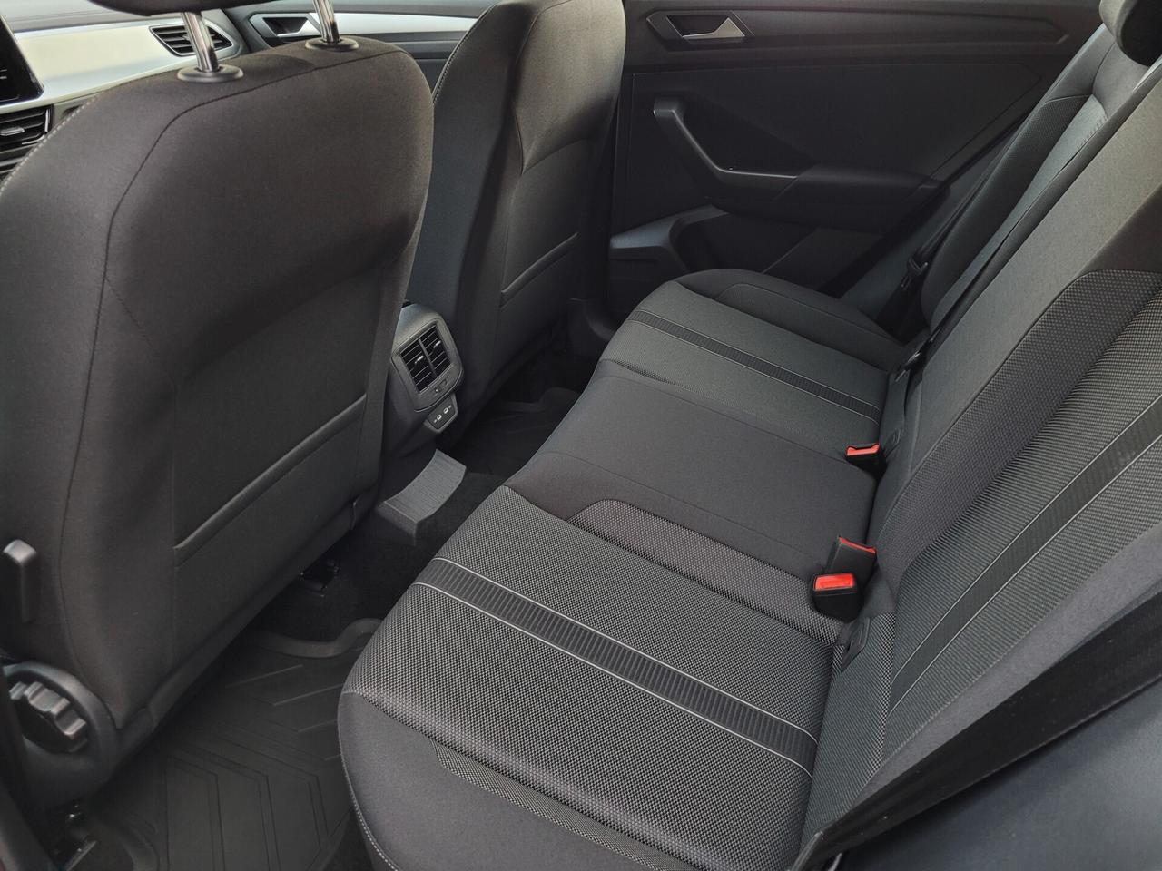Volkswagen T-Roc 1.5 TFSI DSG 150CV CARPLAY LED ACC COCKPIT