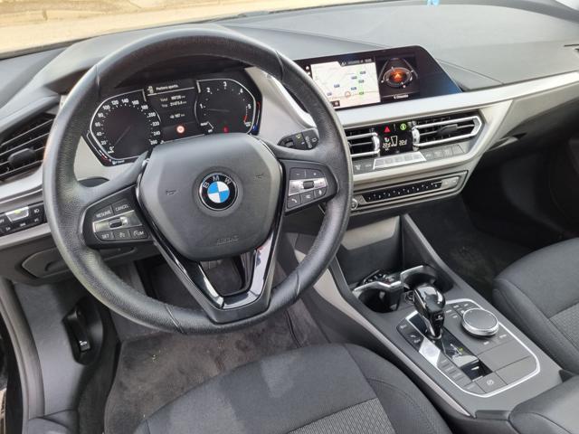 BMW 116 d 5p. Business Advantage