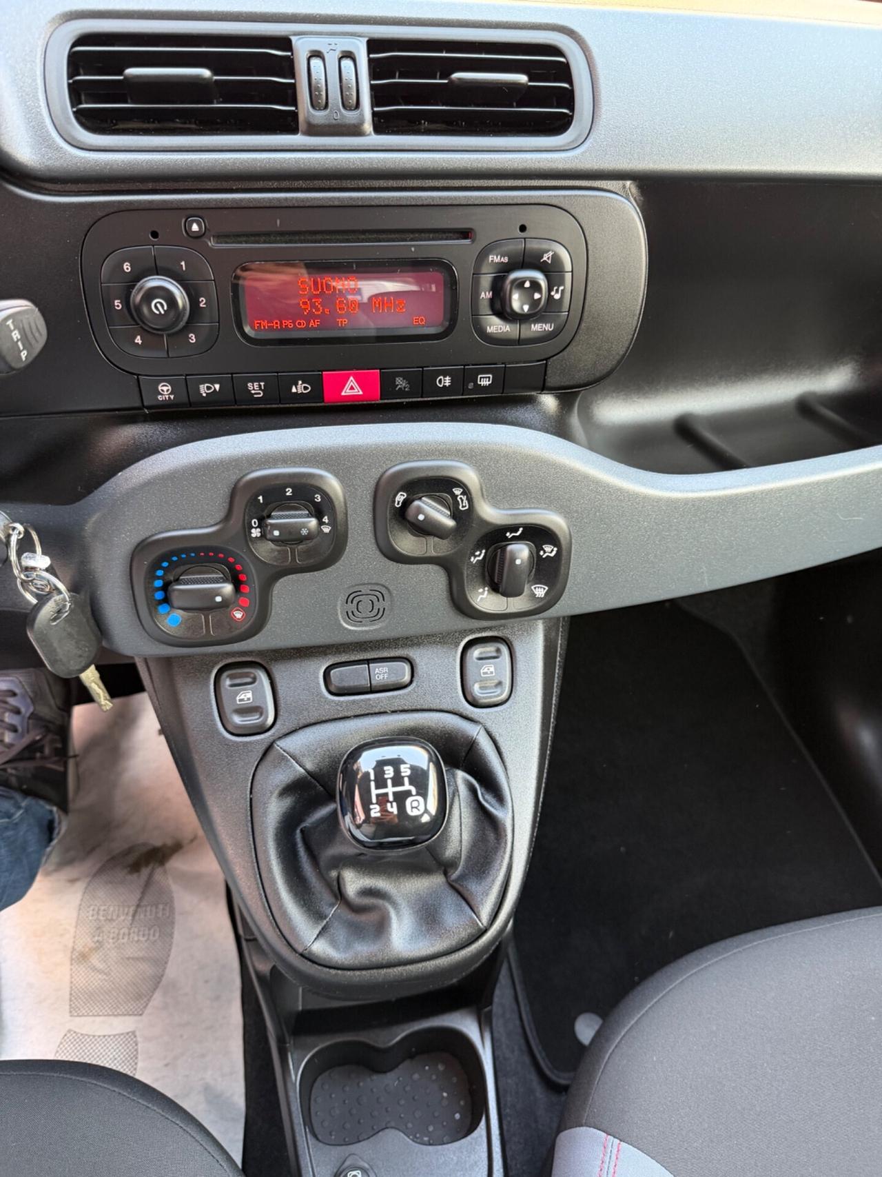 FIAT PANDA 1.2 NEOPATENTATI KM 64 MILA !!!